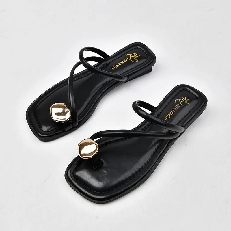 Women’s Retro Summer Slippers – Comfortable, Stylish, and Durable