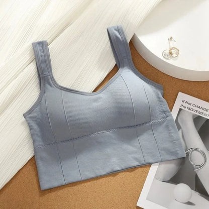 Women's Breathable Sports Bra – Seamless Yoga & Fitness Top