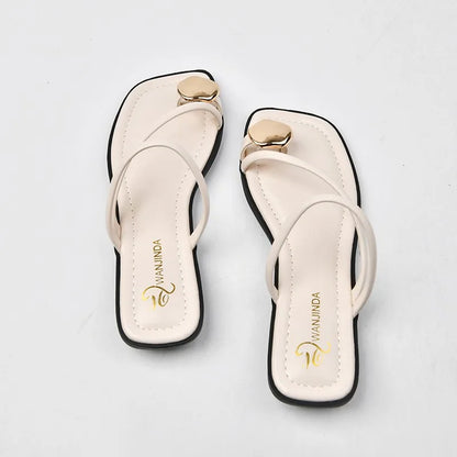 Women’s Retro Summer Slippers – Comfortable, Stylish, and Durable