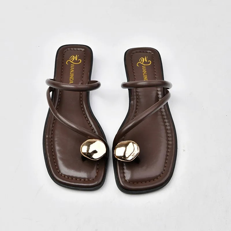 Women’s Retro Summer Slippers – Comfortable, Stylish, and Durable